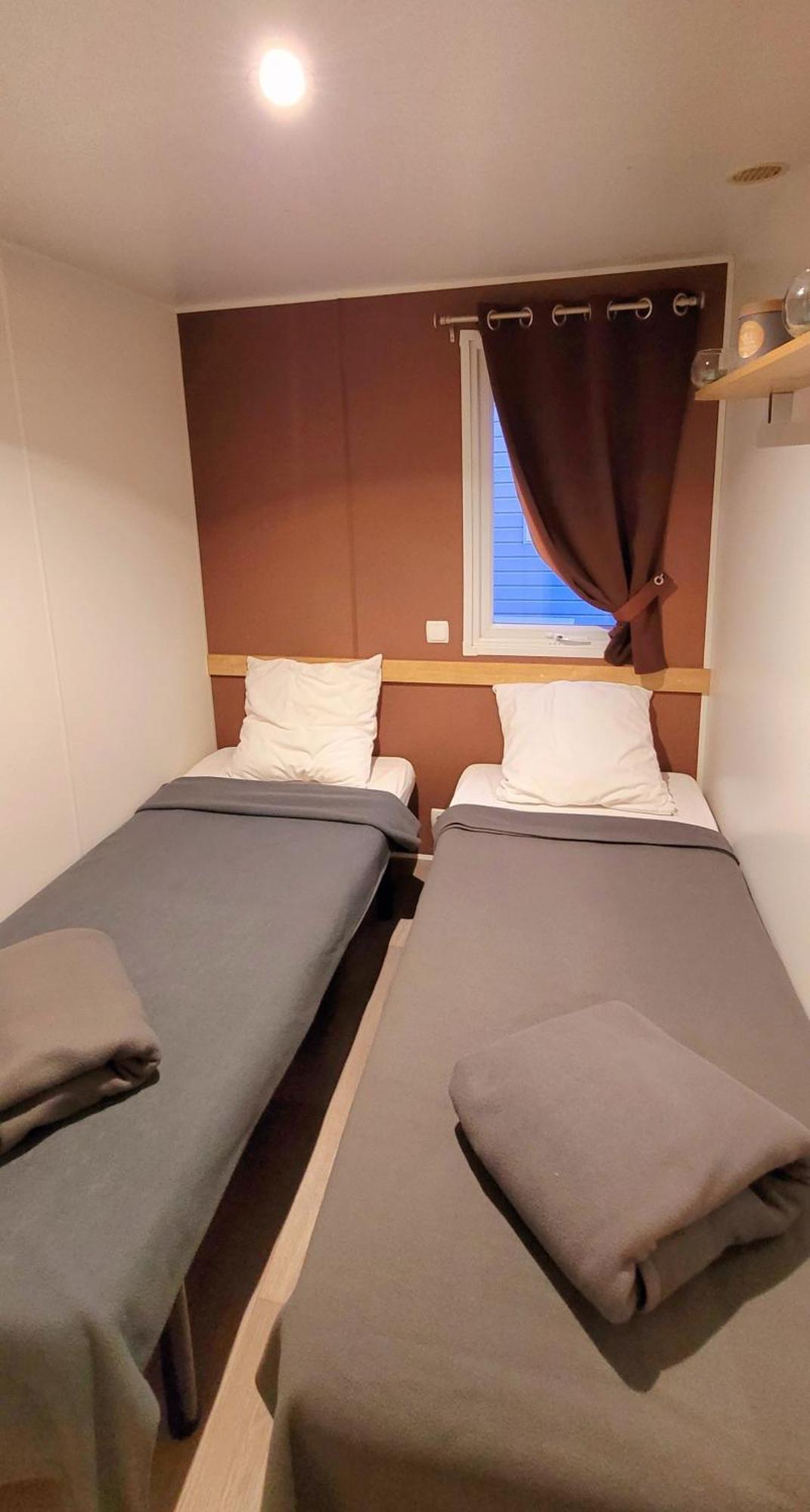 Camping Aux Portes De Cassis โรกฟอร์ต-ลา-เบดูล ภายนอก รูปภาพ