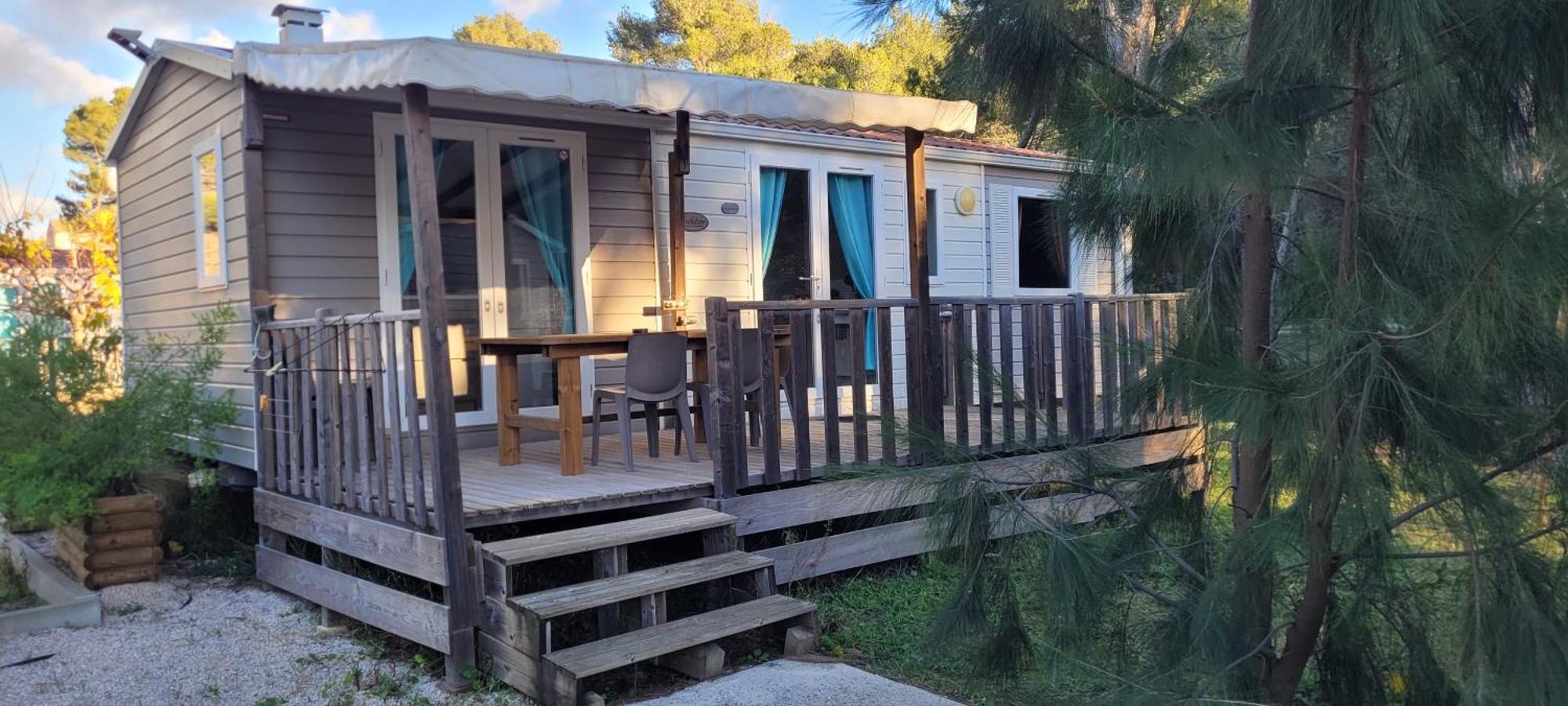 Camping Aux Portes De Cassis โรกฟอร์ต-ลา-เบดูล ภายนอก รูปภาพ